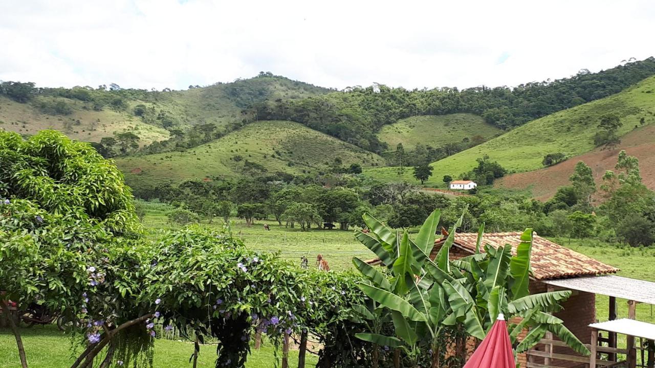 Pousada Chales Dos Montes Santana dos Montes Exterior foto